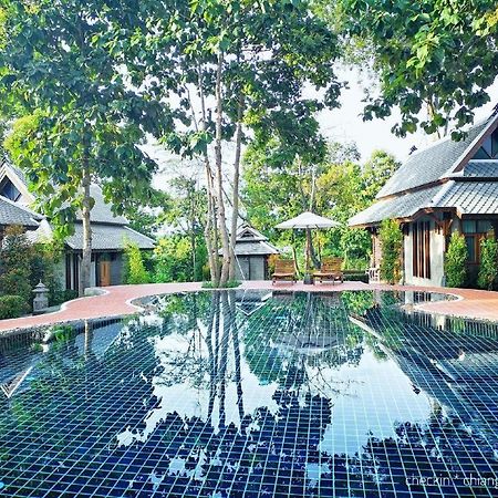Ruean Racha Hotel Chiang Mai Bagian luar foto