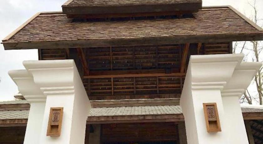 Ruean Racha Hotel Chiang Mai Bagian luar foto