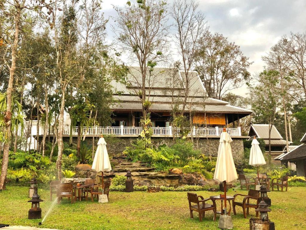 Ruean Racha Hotel Chiang Mai Bagian luar foto
