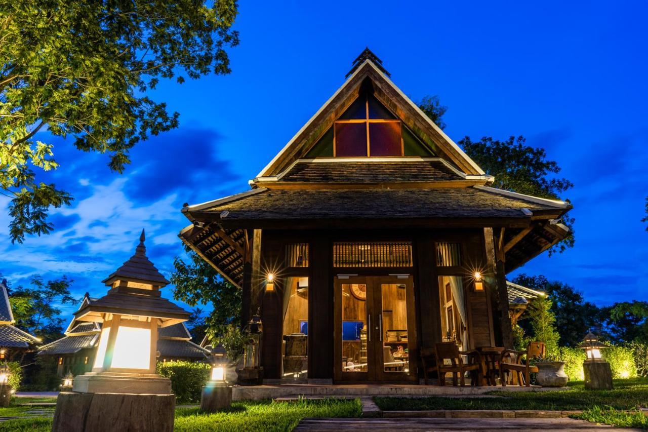 Ruean Racha Hotel Chiang Mai Bagian luar foto