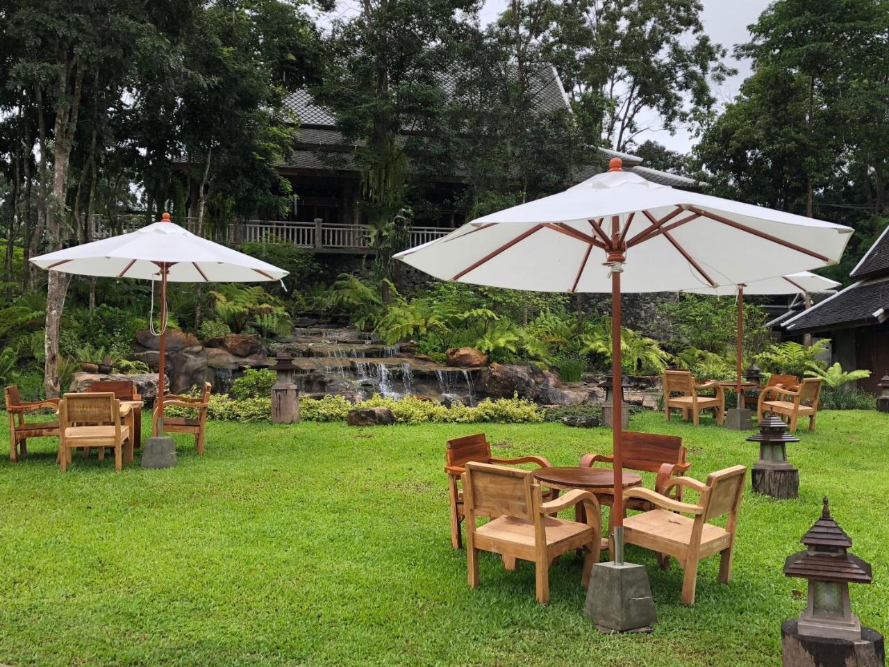 Ruean Racha Hotel Chiang Mai Bagian luar foto