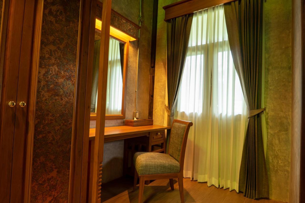 Ruean Racha Hotel Chiang Mai Bagian luar foto